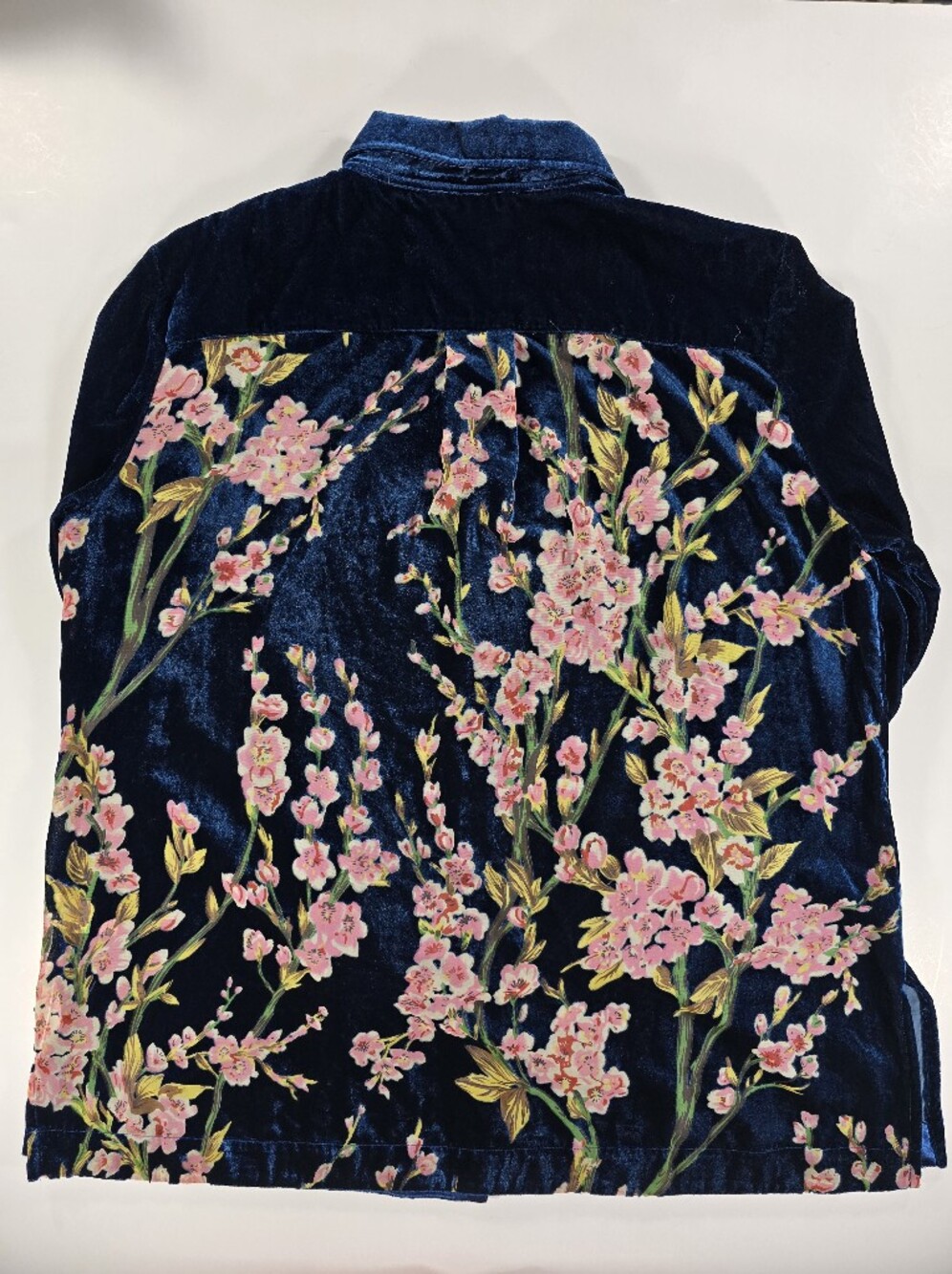 JOHN MARK ENCHANTED EVENING BUTTON SHIRT DARK BLUE VELVET FLORAL BACK WOMENS XL